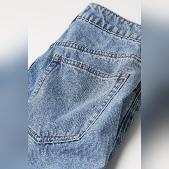 H&M Wide Leg High Waist Jeans - Picture 4 of 7